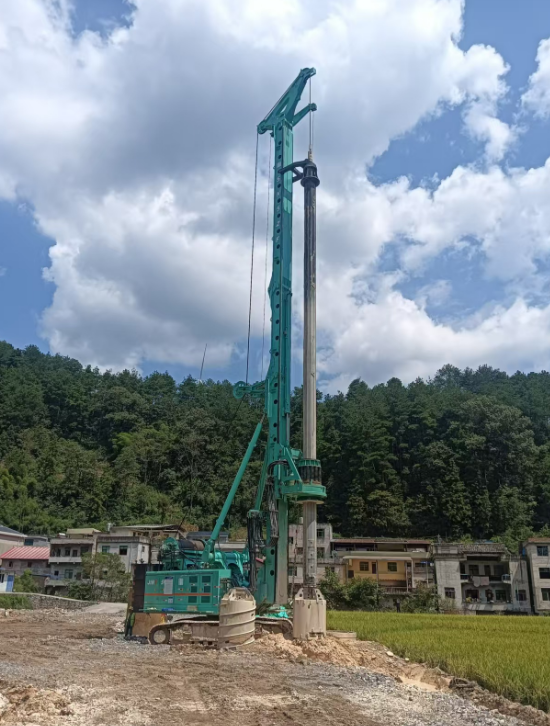 逆势而上，上海金泰大型旋挖钻机凭实力破局基建寒冬